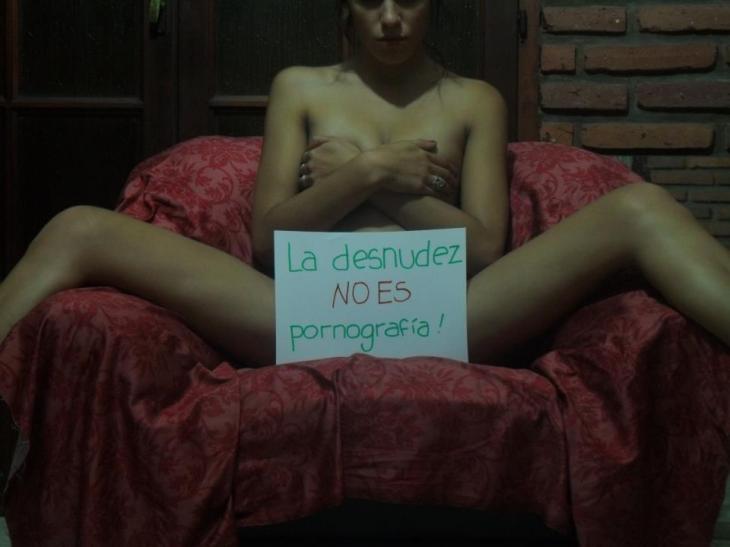 Magalí Villano. "La desnudez no es pornografía". Joven y bella, de La Plata. (Consignado en Facebook)